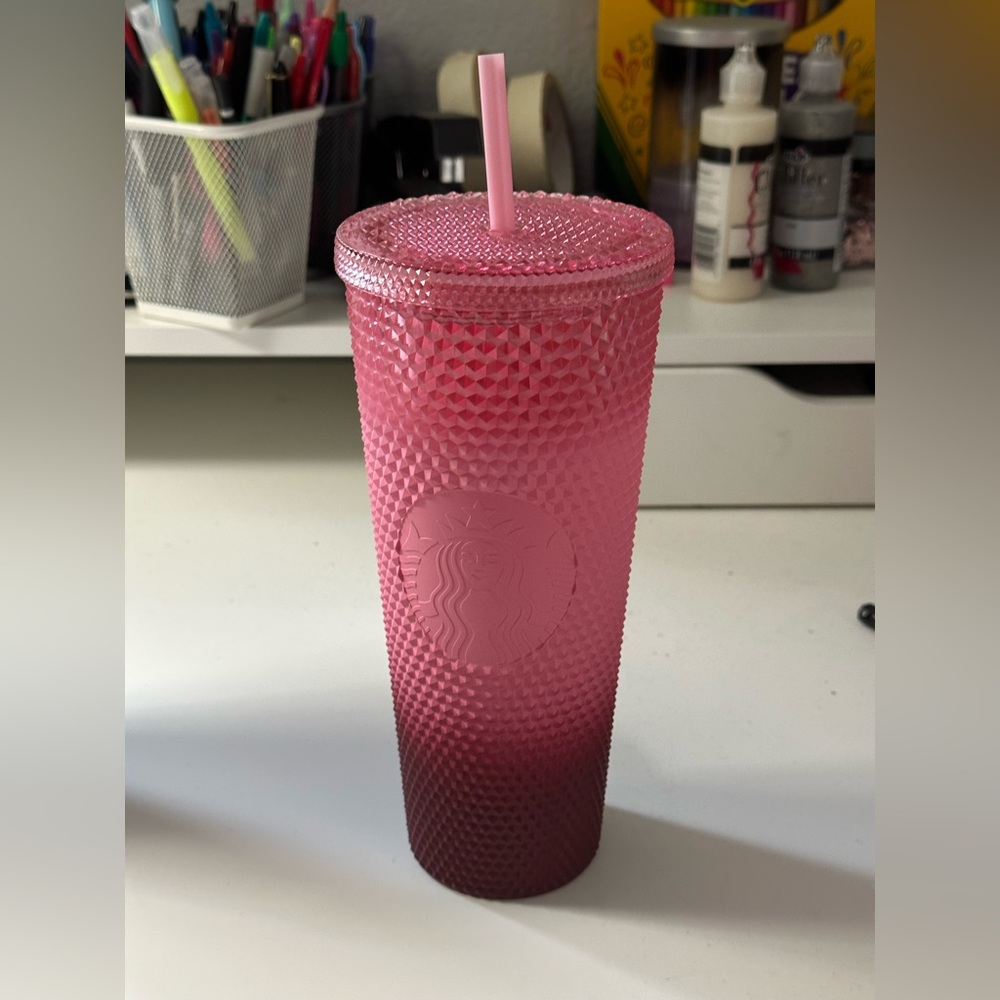 Starbucks Pink Gradient Studded Acrylic Tumbler Fall Winter Holiday 24 oz Venti